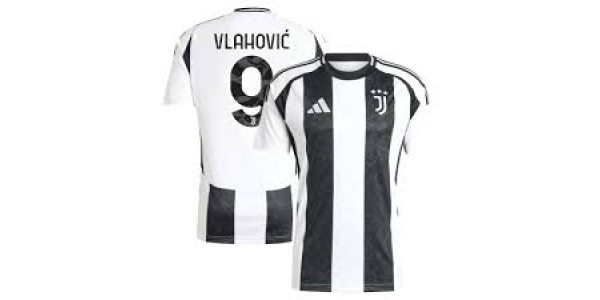 Valioliigajoukkue on kiinnostunut ottamaan Vlahovićin haltuunsa